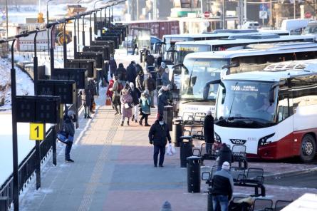 Reģionālo autobusu pasažierus aicina izmantot drošības jostas autobusos