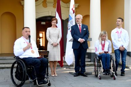 Atkal tikai graši! Paralimpiskā komiteja sašutusi par LVM ziedojuma sadali