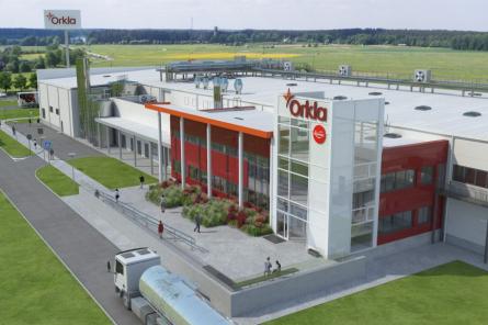 Orkla Latvija Ukrainas iedzīvotājiem ziedojusi 11 tonnas pārtikas produktu