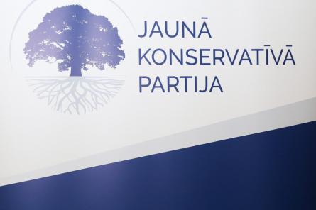 Konservatīvo Rīgas domes deputāti izstājas no partijas