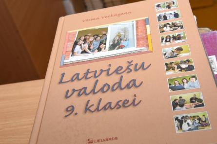 Pieaug interese par latviešu valodas apguvi bērniem tālmācībā ārzemēs