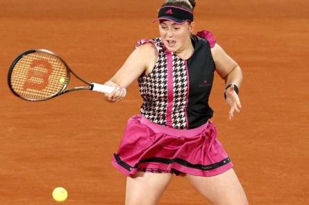 Ostapenko ar uzvaru sāk Dubaijas WTA 1000 sērijas turnīru