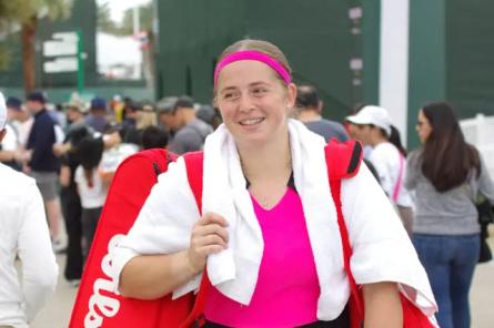 Ostapenko kāpj WTA rangā un nu jau 22. vietā pasaulē