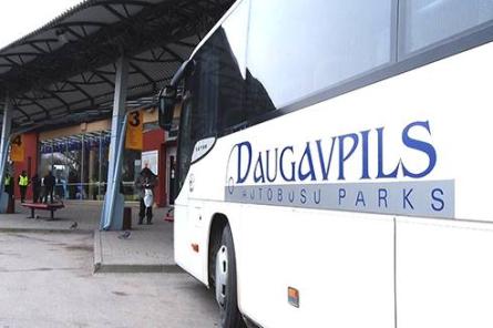 Vāc parakstus par autobusa Rīga-Daugavpils-Rīga saglabāšanu