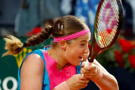 Apturēta... Ostapenko nepārvar Romas WTA 1000 turnīra pusfinālu