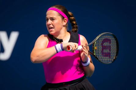 Eksčempione Ostapenko «French Open» otrajā kārtā tiekas ar Stērnsu