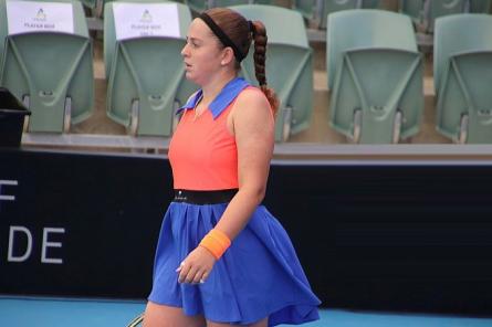 Ostapenko cieš negaidītu sakāvi French Open otrajā kārtā