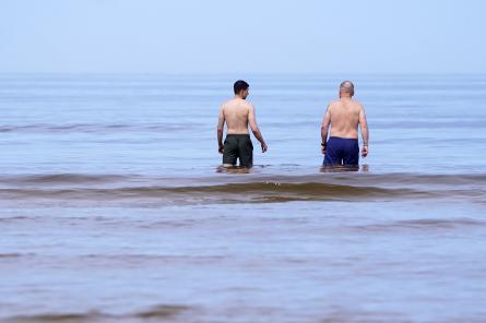 Lielā daļā peldvietu ūdens temperatūra pārsniedz +20 grādus