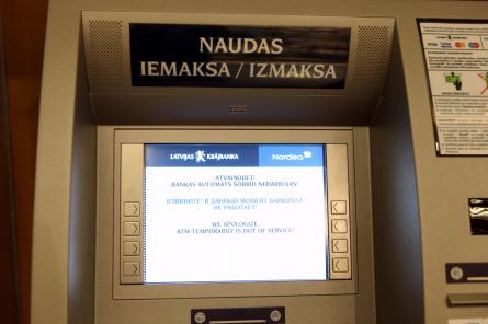 Nav pārāk daudz: «Latvijas krājbankas» administrators jūlijā atguvis 1144 eiro