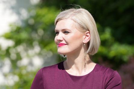 Ministra kundzei neklājas būt ēterā? Linda Abu Meri aiziet no darba TV