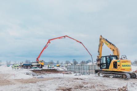 Grobiņā sākti vērienīgi elektroenerģētikas būvniecības darbi (+VIDEO)