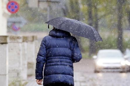 Svētdienas pēcpusdienā Latviju sasniegs plaša nokrišņu zona