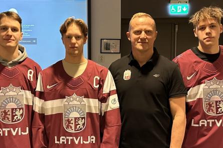 Latvijas U-20 hokejisti pasaules junioru čempionātā tiksies ar Somiju