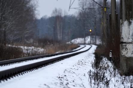 Haoss turpinās: jauna diena, jauni atcelti vilcieni