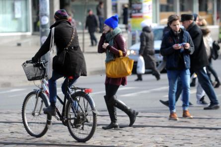 Latvijā 126 000 iedzīvotāju legālie ienākumi gada laikā nesasniedz 1000 eiro