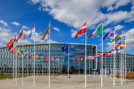 Latvijas amatpersonas piedalīsies NATO samitā