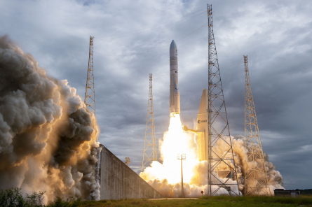 Eiropas kosmosa raķete «Ariane 6» pirmoreiz veiksmīgi palaista kosmosā