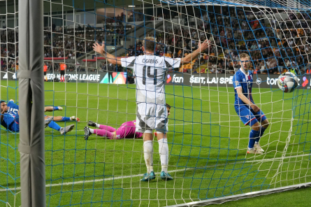 Latvijas futbolistiem uzvara UEFA Nāciju līgas spēlē