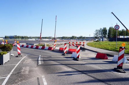 Būvdarbi turpinās 52 valsts autoceļu posmos