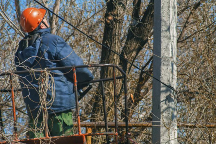 Elektroapgāde traucēta apmēram 4000 Sadales tīkls klientu visā Latvijas teritori