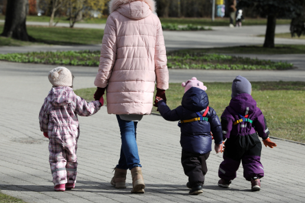 Labklājības ministrijai ir plāns, kā uzlabot demogrāfisko situāciju valstī