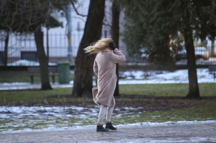 Pirmdiena būs nokrišņiem bagāta un vējaina