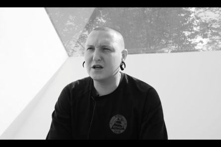 Šodien Rīgā somu metālistus iesildīs pretrunīgi vērtētais Brekte (+VIDEO)