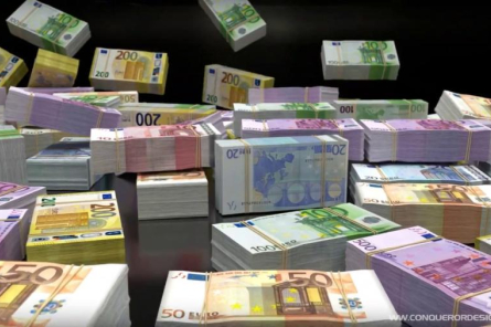 Latvija ar jaunām piecu gadu piesaista miljardu eiro