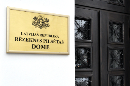 Rēzeknes domes atlaišanu atzīst par atbilstošu Satversmei