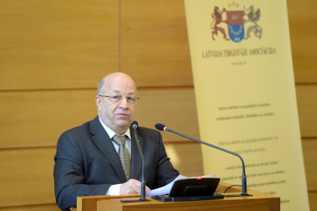 Pasniegs balvas "Gada prece"