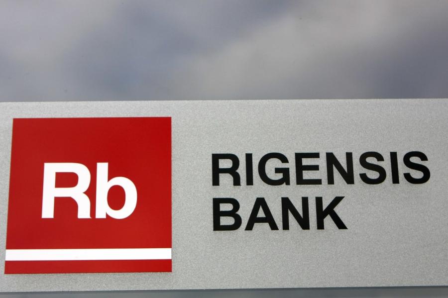 Banku uzraugs ar 1,03 miljoniem eiro soda «Rigensis Bank»