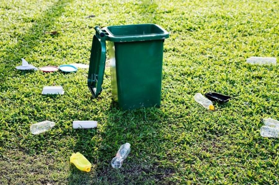 Atkritumu šķirošanas konteineri tomēr būšot pieejami bez maksas
