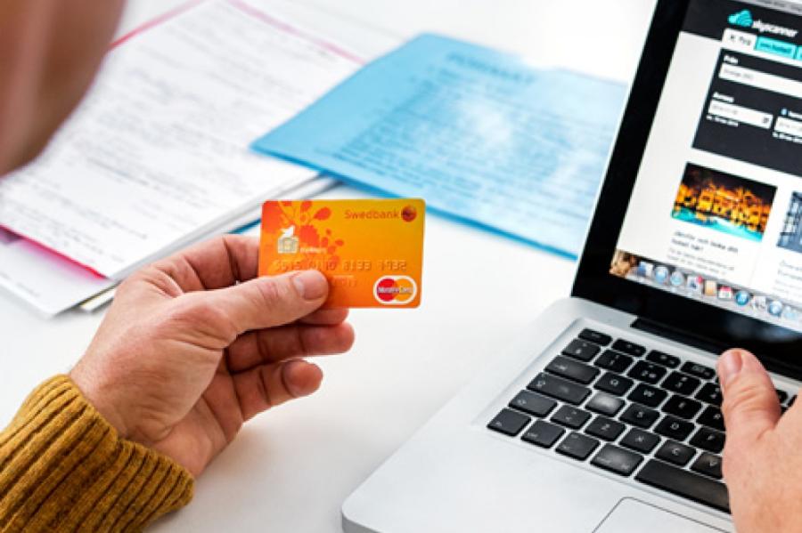 «Swedbank» piedāvā iespēju savā internetbankā pārvaldīt arī «SEB bankas» kontus