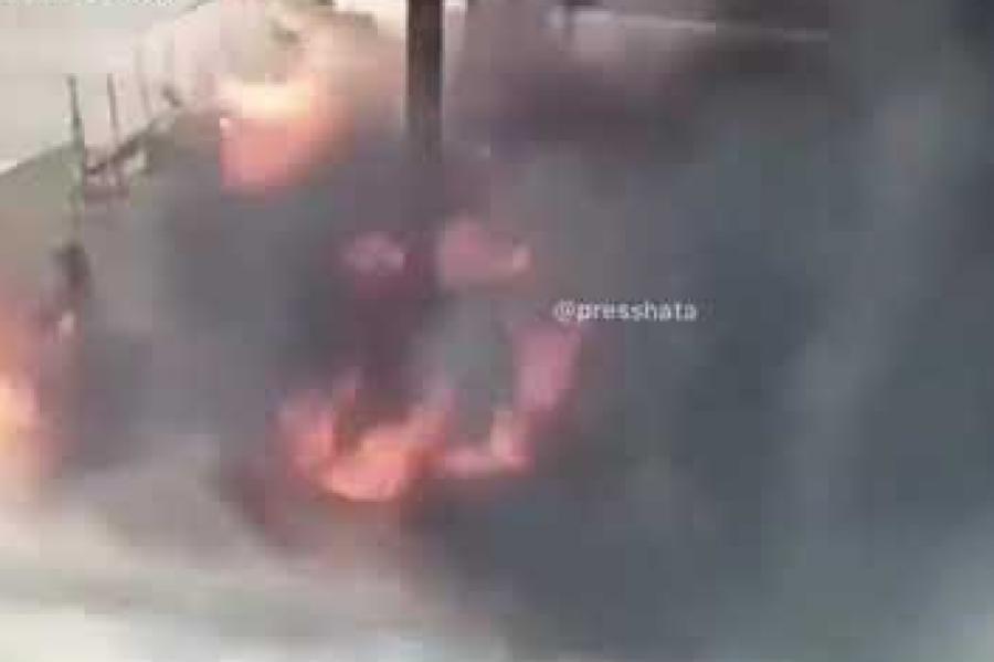 VIDEO. Notikusi spēcīga eksplozija degvielas uzpildes stacijā