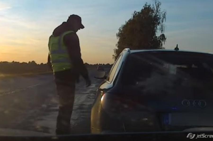 VIDEO. Ir ko redzēt! "Audi" pa šoseju traucas ar ātrumu 183 km/h