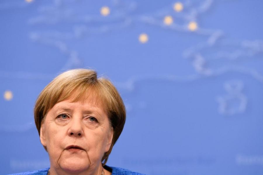 Merkele aicina visus mainīt dzīvesveidu: "Laika nav daudz!"