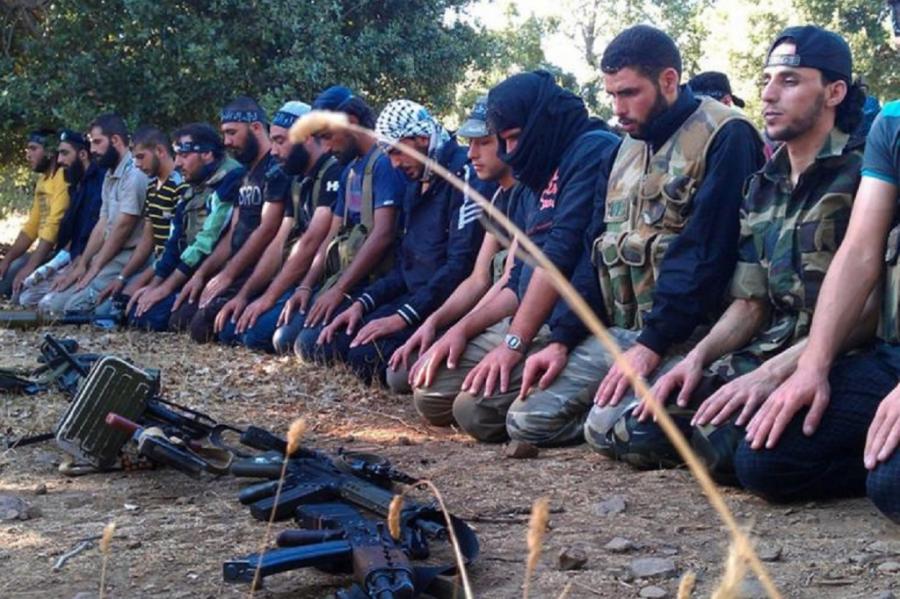 Turcija mudina Eiropu uzņemt Sīrijā apcietinātos džihādistus
