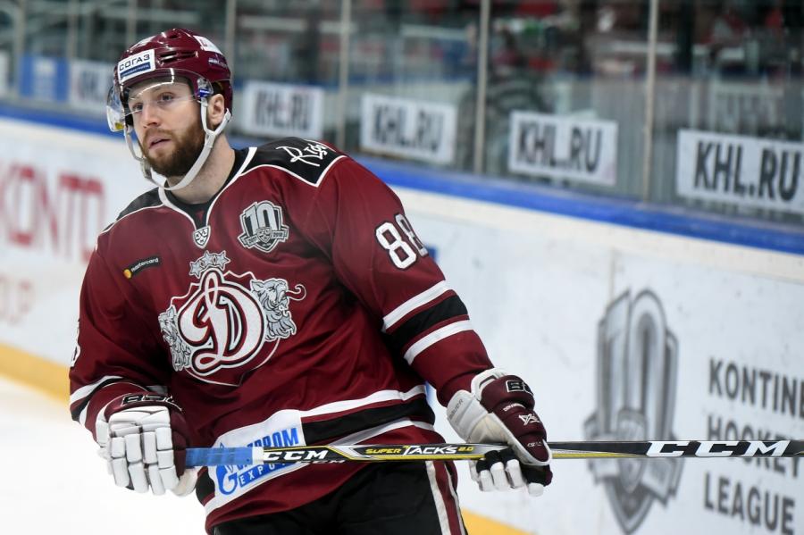 "Dinamo" vētrainā mačā pret "SKA" piedzīvo zaudējumu "bullīšos"