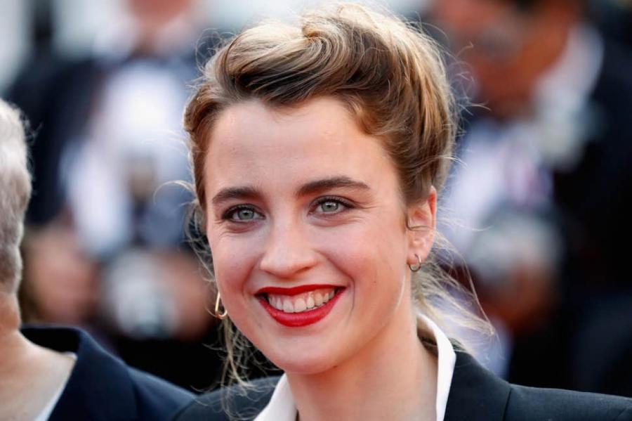 Franču aktrise apsūdz režisoru par seksuālu agresiju, kad viņai bija vien 12