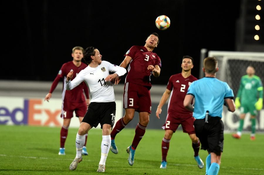 Pēc 17 neuzvarētām spēlēm Latvija pieveic Austriju