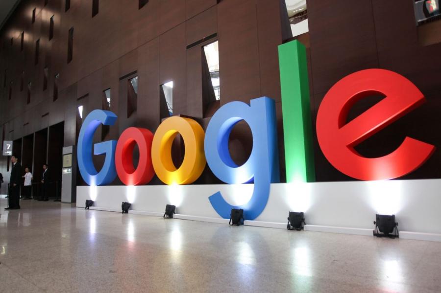 "Google" mātesuzņēmuma tirgus vērtība sasniegusi triljonu ASV dolāru