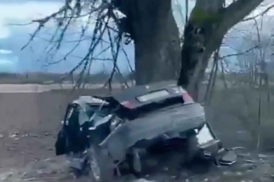 19 gadus vecs jaunietis Valmierā traģiski nosities ar BMW (+VIDEO)