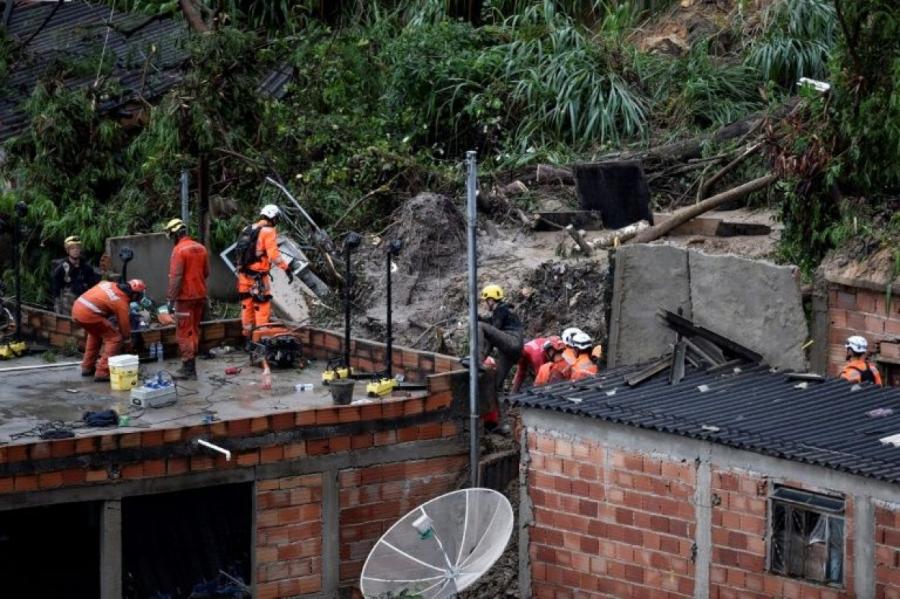 Daba nežēlo arī Brazīliju: Lietusgāzēs gājuši bojā vismaz 11 cilvēki