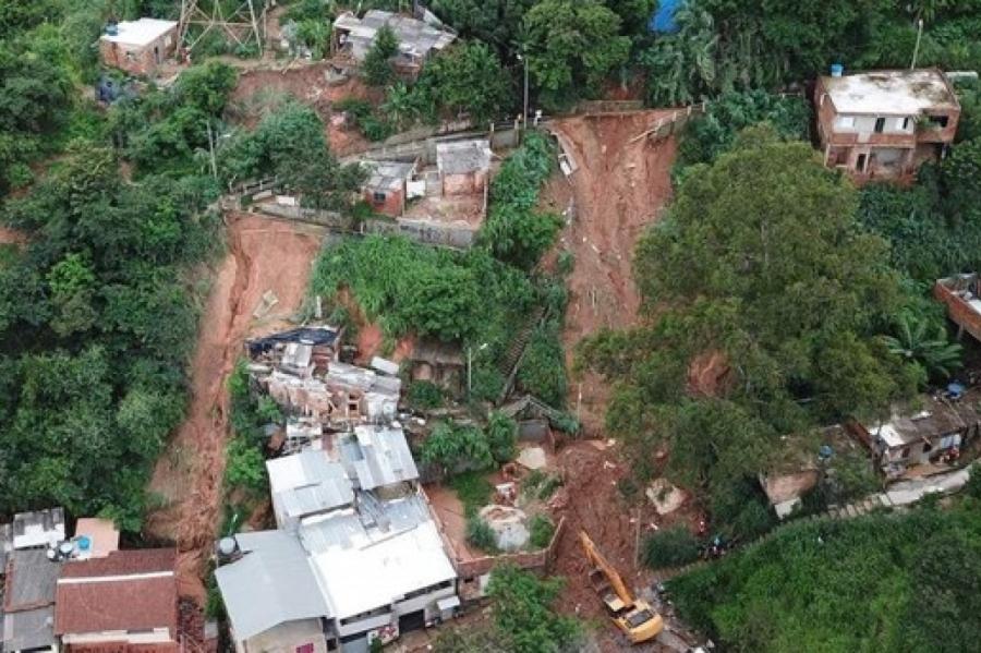 Lietusgāzēs Brazīlijā bojāgājušo skaits sasniedzis jau 37