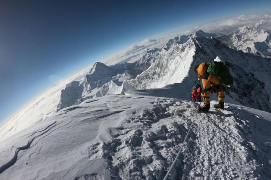 Ķīnas pētnieki dosies Everestā, lai izmērītu tā augstumu