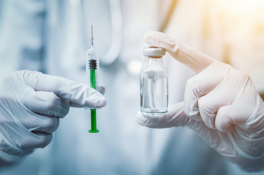 Atļauj atkāpi klīnisko pētījumu noteikumiem ātrākai Covid-19 vakcīnas izstrādei