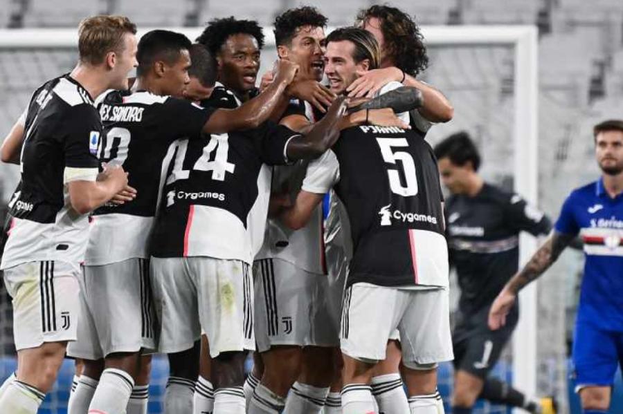 Juventus svin sauso uzvaru un izcīna devīto Itālijas A sērijas titulu pēc kārtas