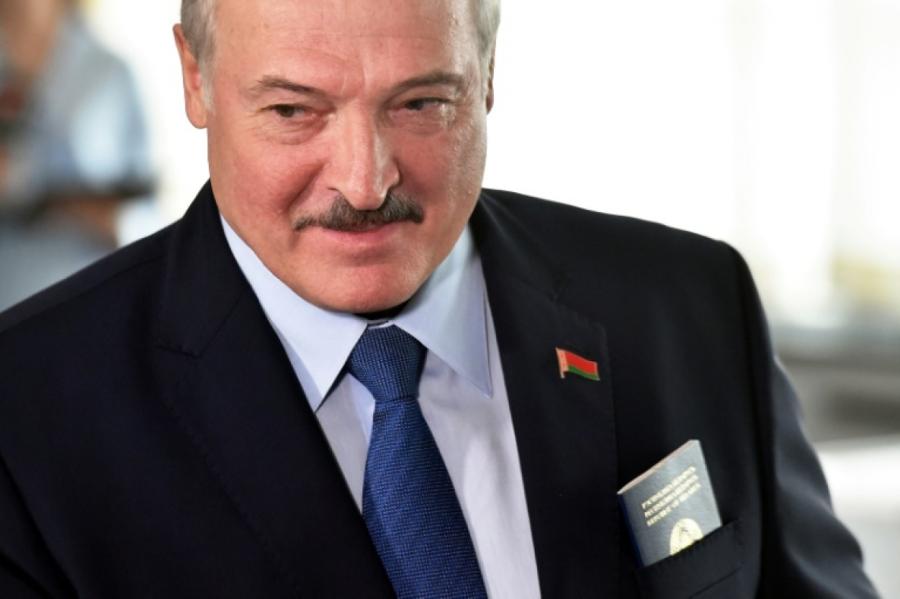 Lukašenko sāncenša štābs pieprasa rīkot jaunas vēlēšanas