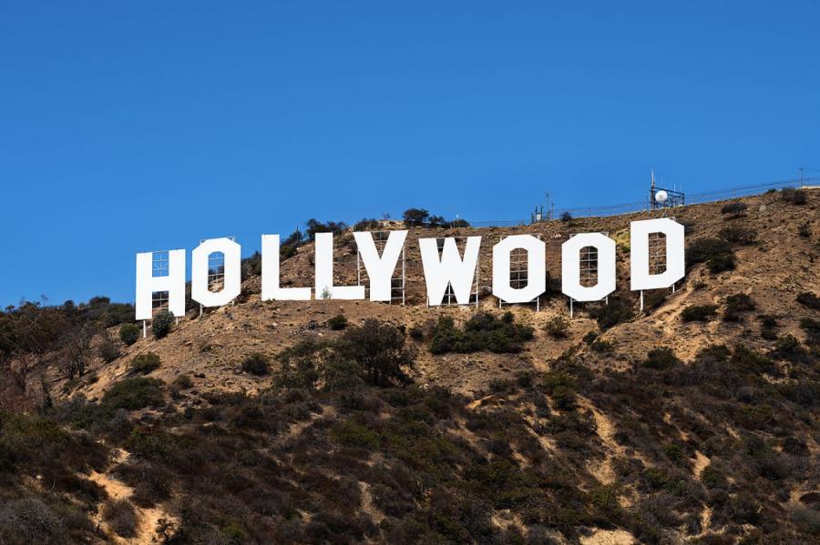 Holivudas arodbiedrības un studijas vienojas par nosacījumiem darba atsākšanai