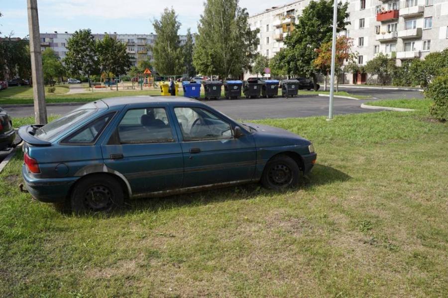 Asociācija: Jaunā nodokļa dēļ pirks tikai vēl vairāk vecas automašīnas